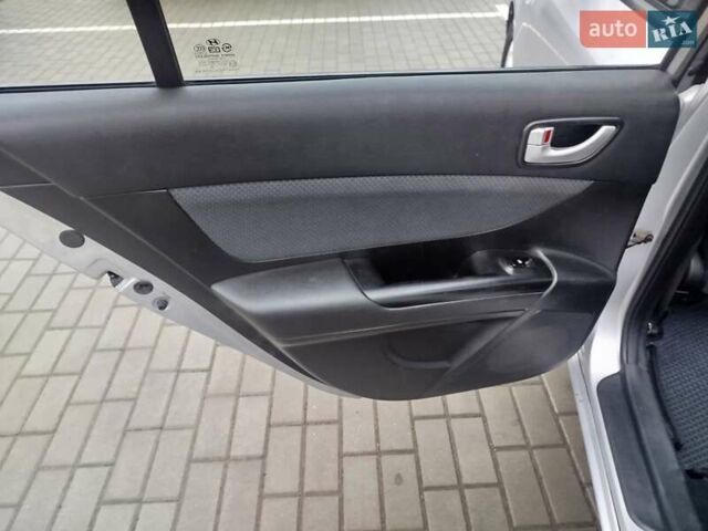 Сірий Хендай Соната, об'ємом двигуна 1.99 л та пробігом 350 тис. км за 6200 $, фото 15 на Automoto.ua