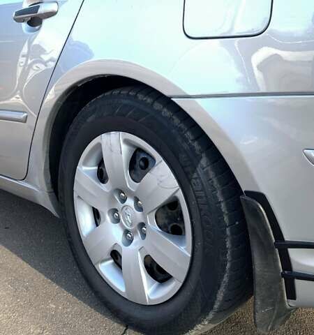 Серый Хендай Соната, объемом двигателя 2 л и пробегом 250 тыс. км за 7000 $, фото 4 на Automoto.ua