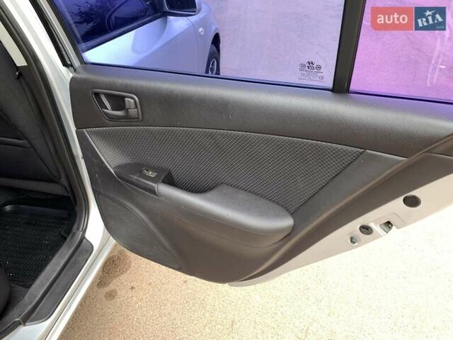 Хендай Соната 2008 в Киеве на Automoto.ua Серый Хендай Соната, объемом двигателя 2 л и пробегом 200 тыс. км за 5700 $, фото 39 на Automoto.ua