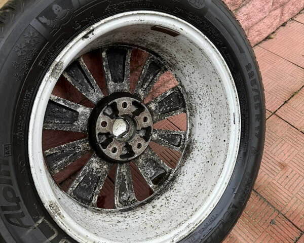 Серый Хендай Соната, объемом двигателя 2.4 л и пробегом 266 тыс. км за 8500 $, фото 90 на Automoto.ua