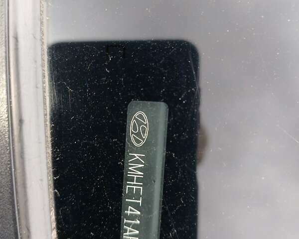 Сірий Хендай Соната, об'ємом двигуна 2 л та пробігом 170 тис. км за 7700 $, фото 8 на Automoto.ua