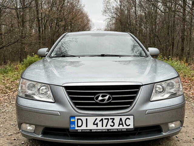 Серый Хендай Соната, объемом двигателя 2 л и пробегом 234 тыс. км за 5500 $, фото 12 на Automoto.ua