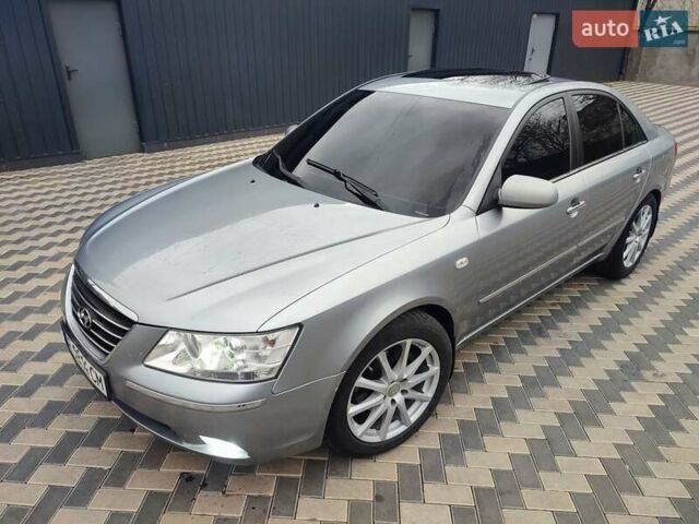 Сірий Хендай Соната, об'ємом двигуна 3.34 л та пробігом 280 тис. км за 7000 $, фото 13 на Automoto.ua