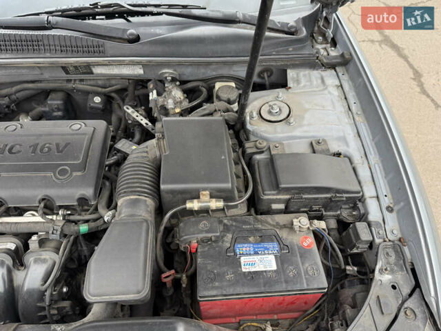 Серый Хендай Соната, объемом двигателя 2.4 л и пробегом 266 тыс. км за 8500 $, фото 26 на Automoto.ua