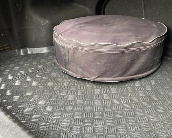 Хендай Соната 2008 у Сарнах на Automoto.ua Сірий Хендай Соната, об'ємом двигуна 2 л та пробігом 208 тис. км за 7100 $, фото 5 на Automoto.ua