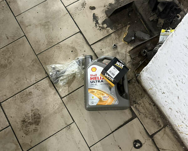 Серый Хендай Соната, объемом двигателя 2.4 л и пробегом 266 тыс. км за 8500 $, фото 99 на Automoto.ua