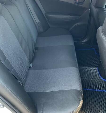 Серый Хендай Соната, объемом двигателя 2 л и пробегом 250 тыс. км за 7000 $, фото 9 на Automoto.ua