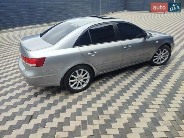 Сірий Хендай Соната, об'ємом двигуна 3.34 л та пробігом 280 тис. км за 7000 $, фото 20 на Automoto.ua