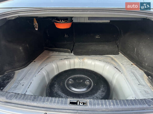 Сірий Хендай Соната, об'ємом двигуна 2.36 л та пробігом 197 тис. км за 6500 $, фото 41 на Automoto.ua