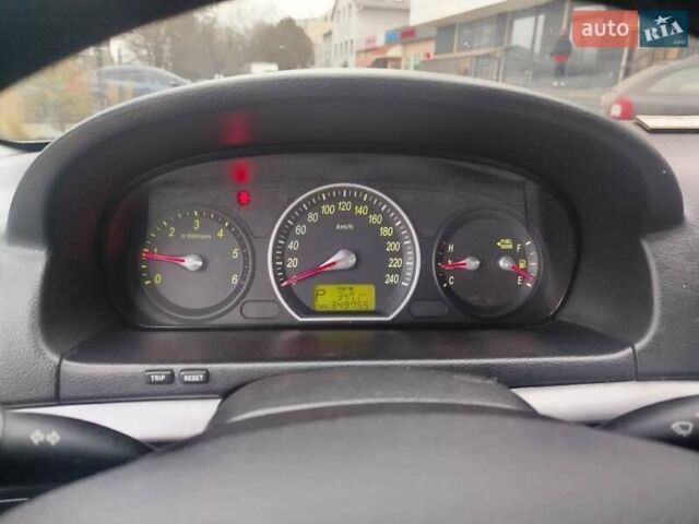 Сірий Хендай Соната, об'ємом двигуна 1.99 л та пробігом 350 тис. км за 6200 $, фото 11 на Automoto.ua