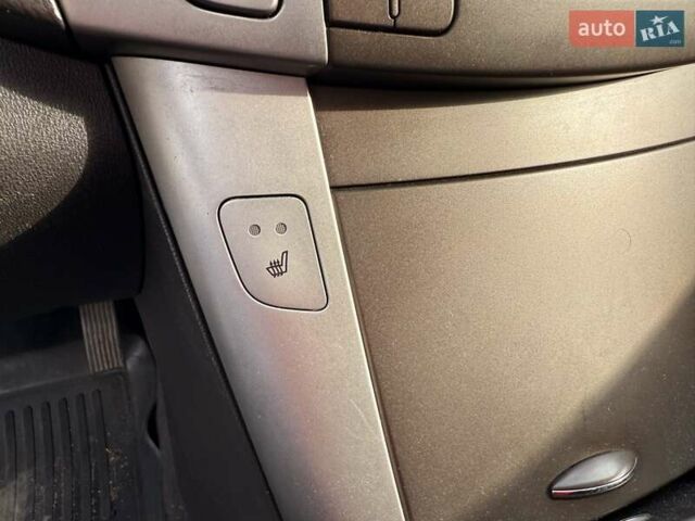 Сірий Хендай Соната, об'ємом двигуна 2 л та пробігом 237 тис. км за 7300 $, фото 12 на Automoto.ua