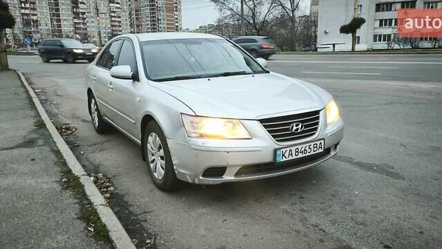 Серый Хендай Соната, объемом двигателя 2 л и пробегом 354 тыс. км за 5200 $, фото 9 на Automoto.ua