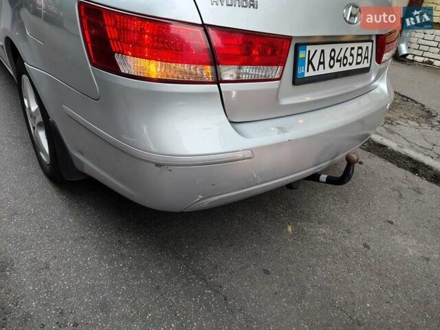 Сірий Хендай Соната, об'ємом двигуна 2 л та пробігом 350 тис. км за 4500 $, фото 7 на Automoto.ua