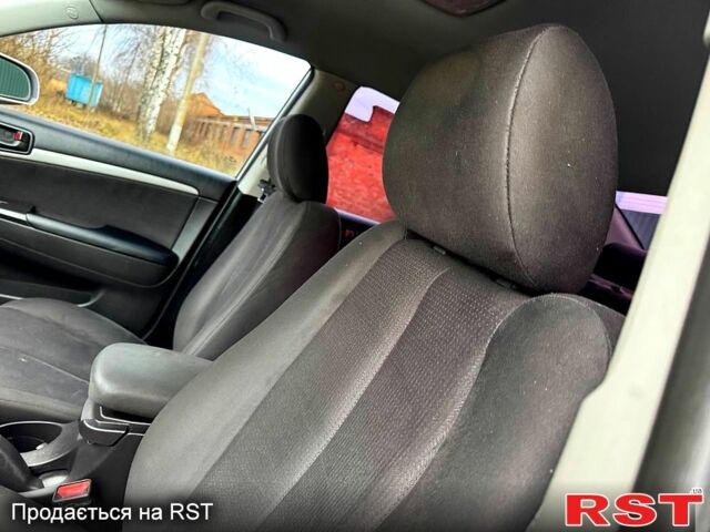 Сірий Хендай Соната, об'ємом двигуна 2 л та пробігом 180 тис. км за 5700 $, фото 11 на Automoto.ua