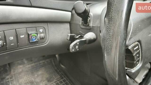 Серый Хендай Соната, объемом двигателя 2 л и пробегом 354 тыс. км за 5200 $, фото 13 на Automoto.ua