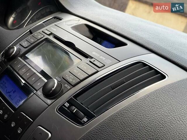 Сірий Хендай Соната, об'ємом двигуна 2 л та пробігом 180 тис. км за 5700 $, фото 54 на Automoto.ua