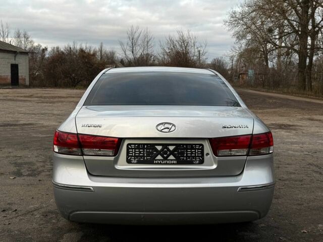 Сірий Хендай Соната, об'ємом двигуна 2 л та пробігом 180 тис. км за 5700 $, фото 6 на Automoto.ua
