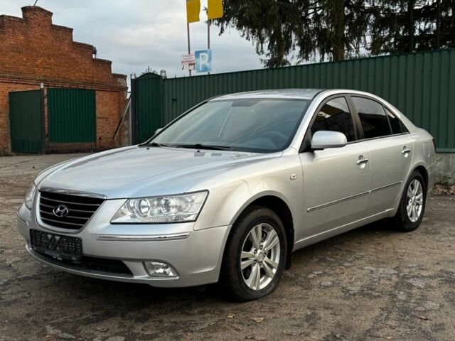 Сірий Хендай Соната, об'ємом двигуна 2 л та пробігом 180 тис. км за 5700 $, фото 4 на Automoto.ua