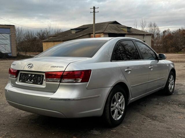 Сірий Хендай Соната, об'ємом двигуна 2 л та пробігом 180 тис. км за 5700 $, фото 9 на Automoto.ua