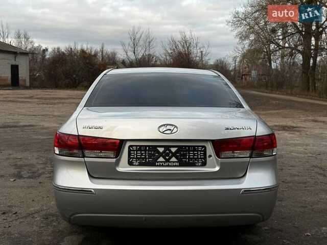 Сірий Хендай Соната, об'ємом двигуна 2 л та пробігом 180 тис. км за 5700 $, фото 10 на Automoto.ua