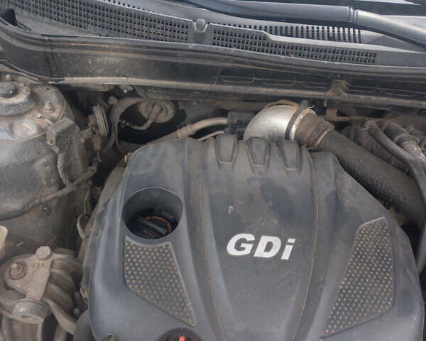 Серый Хендай Соната, объемом двигателя 2 л и пробегом 198 тыс. км за 9500 $, фото 17 на Automoto.ua