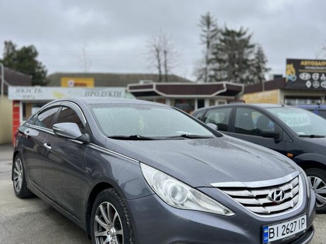 Серый Хендай Соната, объемом двигателя 2.4 л и пробегом 270 тыс. км за 7900 $, фото 3 на Automoto.ua