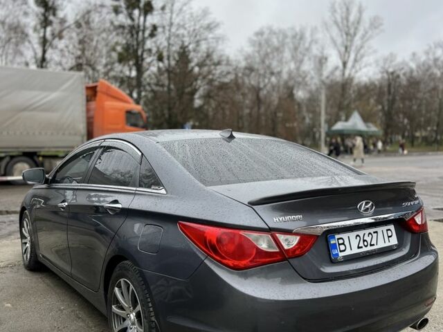 Серый Хендай Соната, объемом двигателя 2.4 л и пробегом 270 тыс. км за 7900 $, фото 6 на Automoto.ua