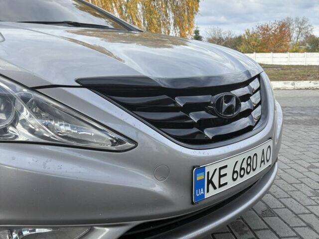 Хендай Соната 2010 в Днепре (Днепропетровске) на Automoto.ua Серый Хендай Соната, объемом двигателя 2.4 л и пробегом 236 тыс. км за 10199 $, фото 5 на Automoto.ua