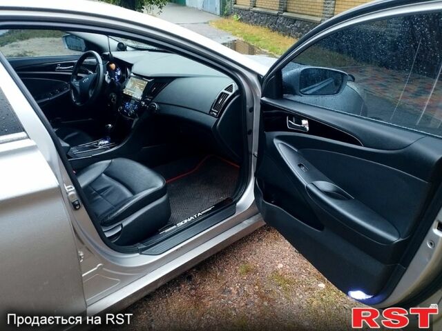 Серый Хендай Соната, объемом двигателя 2 л и пробегом 174 тыс. км за 9000 $, фото 7 на Automoto.ua