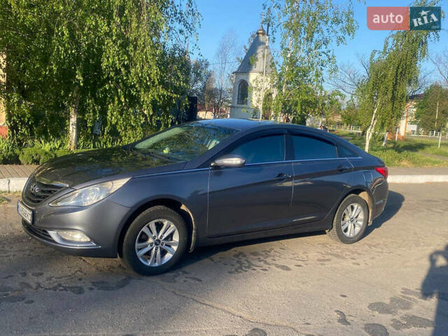 Серый Хендай Соната, объемом двигателя 2 л и пробегом 250 тыс. км за 7750 $, фото 11 на Automoto.ua