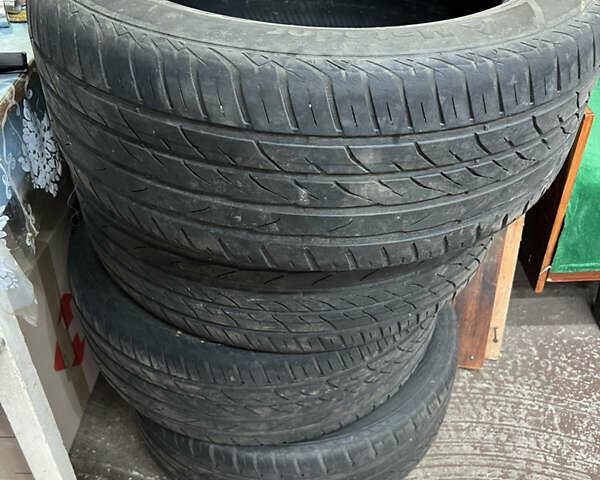 Сірий Хендай Соната, об'ємом двигуна 2.36 л та пробігом 207 тис. км за 8500 $, фото 11 на Automoto.ua