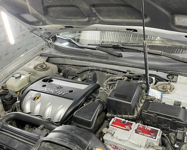 Сірий Хендай Соната, об'ємом двигуна 2 л та пробігом 296 тис. км за 4800 $, фото 8 на Automoto.ua
