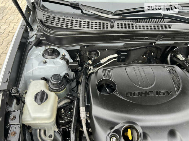 Сірий Хендай Соната, об'ємом двигуна 2 л та пробігом 210 тис. км за 7499 $, фото 17 на Automoto.ua