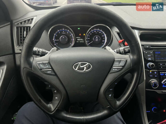 Хендай Соната 2011 в Тернополе на Automoto.ua Серый Хендай Соната, объемом двигателя 2 л и пробегом 375 тыс. км за 6600 $, фото 74 на Automoto.ua