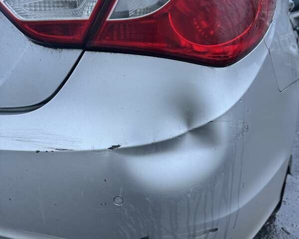 Хендай Соната 2011 в Згуровке на Automoto.ua Серый Хендай Соната, объемом двигателя 2 л и пробегом 504 тыс. км за 6600 $, фото 20 на Automoto.ua