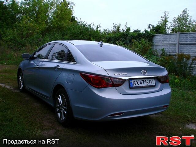 Сірий Хендай Соната, об'ємом двигуна 2.4 л та пробігом 0 тис. км за 8500 $, фото 7 на Automoto.ua