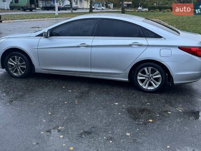 Хендай Соната 2011 в Згуровке на Automoto.ua Серый Хендай Соната, объемом двигателя 2 л и пробегом 504 тыс. км за 6600 $, фото 3 на Automoto.ua