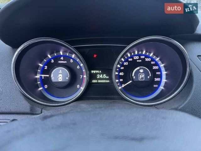 Хендай Соната 2011 в Згуровке на Automoto.ua Серый Хендай Соната, объемом двигателя 2 л и пробегом 504 тыс. км за 6600 $, фото 15 на Automoto.ua
