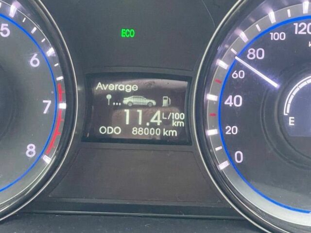 Сірий Хендай Соната, об'ємом двигуна 2 л та пробігом 95 тис. км за 3000 $, фото 6 на Automoto.ua