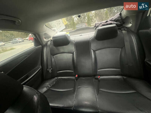 Хендай Соната 2011 в Тернополе на Automoto.ua Серый Хендай Соната, объемом двигателя 2 л и пробегом 375 тыс. км за 6600 $, фото 51 на Automoto.ua
