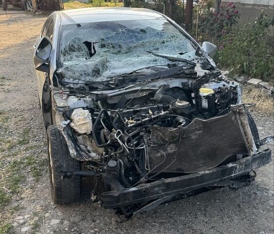 Сірий Хендай Соната, об'ємом двигуна 2 л та пробігом 95 тис. км за 3000 $, фото 5 на Automoto.ua