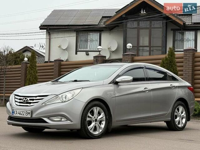 Серый Хендай Соната, объемом двигателя 2.36 л и пробегом 187 тыс. км за 9400 $, фото 7 на Automoto.ua