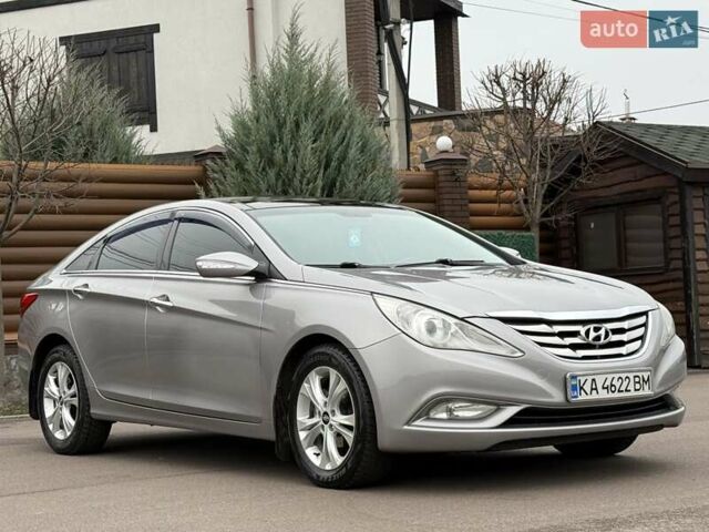 Серый Хендай Соната, объемом двигателя 2.36 л и пробегом 187 тыс. км за 9400 $, фото 13 на Automoto.ua