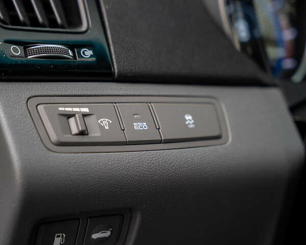 Хендай Соната 2011 в Киеве на Automoto.ua Серый Хендай Соната, объемом двигателя 2.4 л и пробегом 170 тыс. км за 9600 $, фото 20 на Automoto.ua