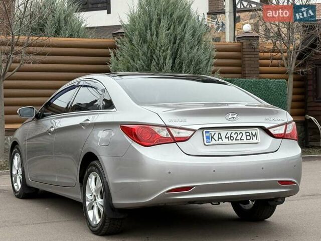Серый Хендай Соната, объемом двигателя 2.36 л и пробегом 187 тыс. км за 9400 $, фото 21 на Automoto.ua