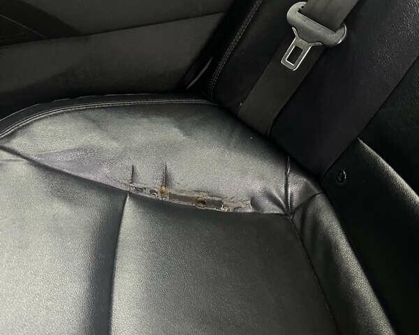 Хендай Соната 2011 в Тернополе на Automoto.ua Серый Хендай Соната, объемом двигателя 2 л и пробегом 375 тыс. км за 6600 $, фото 40 на Automoto.ua