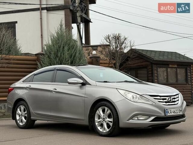 Серый Хендай Соната, объемом двигателя 2.36 л и пробегом 187 тыс. км за 9400 $, фото 15 на Automoto.ua