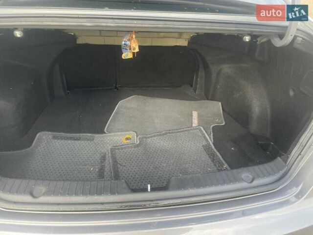 Хендай Соната 2011 в Килие на Automoto.ua Серый Хендай Соната, объемом двигателя 2.36 л и пробегом 359 тыс. км за 8300 $, фото 1 на Automoto.ua