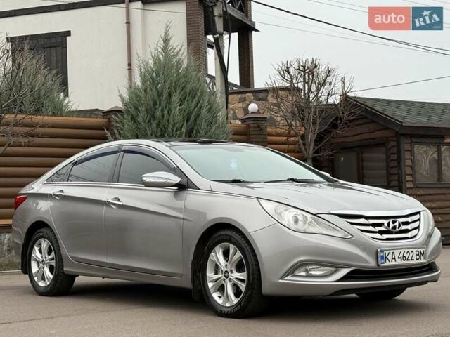 Серый Хендай Соната, объемом двигателя 2.36 л и пробегом 187 тыс. км за 9400 $, фото 14 на Automoto.ua