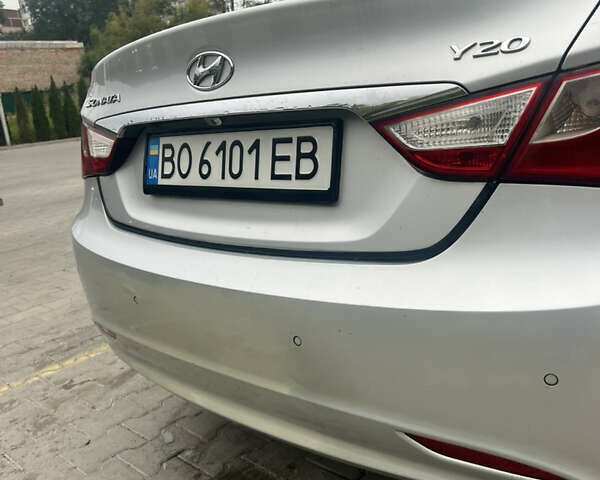 Хендай Соната 2011 в Тернополе на Automoto.ua Серый Хендай Соната, объемом двигателя 2 л и пробегом 375 тыс. км за 6600 $, фото 34 на Automoto.ua